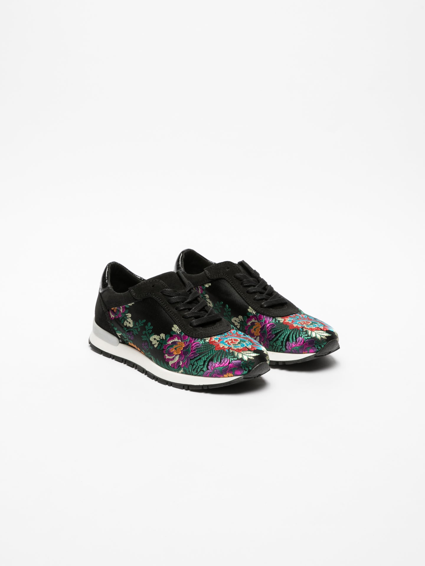 Clay's Ténis com Atacadores em Preto